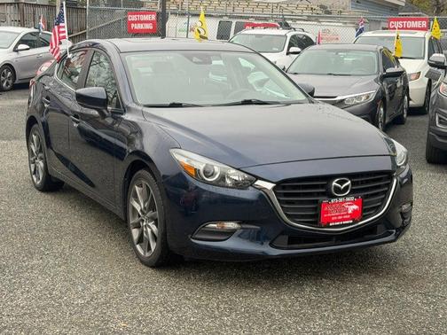 2018 Mazda Mazda3 Touring