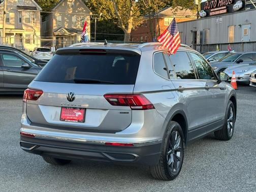 2022 Volkswagen Tiguan 2.0T SE 4MOTION