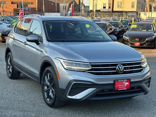 2022 Volkswagen Tiguan 2.0T SE 4MOTION