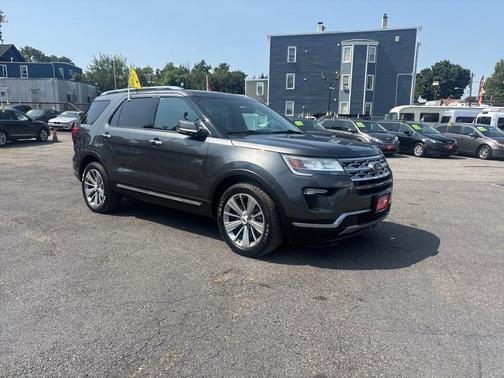 Magnetic Metallic 2018 Ford Explorer Limited
