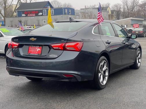 2021 Chevrolet Malibu FWD LT