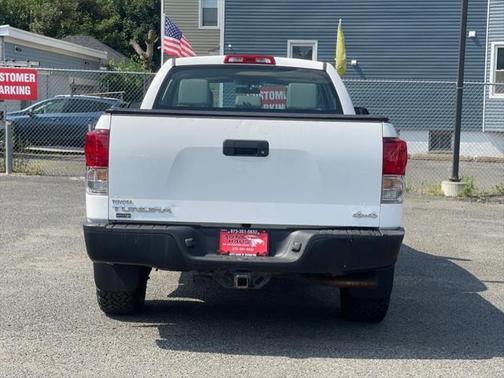 2011 Toyota Tundra Grade