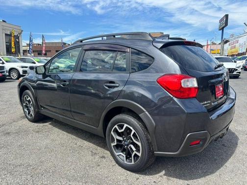 Dark Gray Metallic 2016 Subaru Crosstrek 2.0i Limited