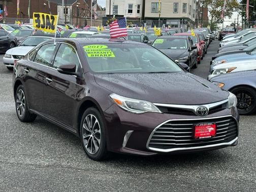2017 Toyota Avalon XLE