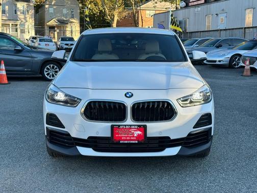 2022 BMW X2 xDrive28i