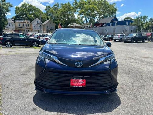 Blueprint 2021 Toyota Sienna LE