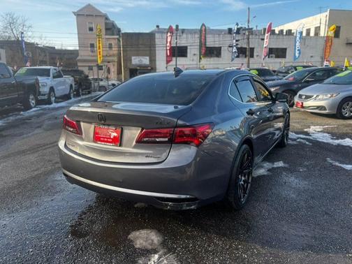 2017 Acura TLX w/Technology Package
