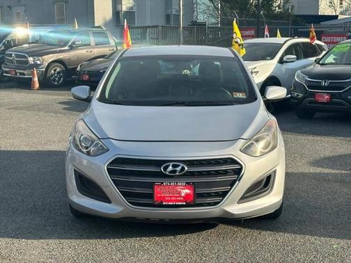 2017 Hyundai Elantra GT Base