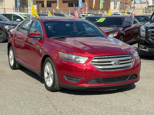 2014 Ford Taurus SEL