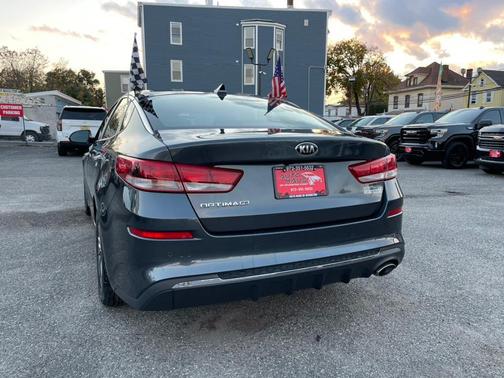 2020 Kia Optima LX