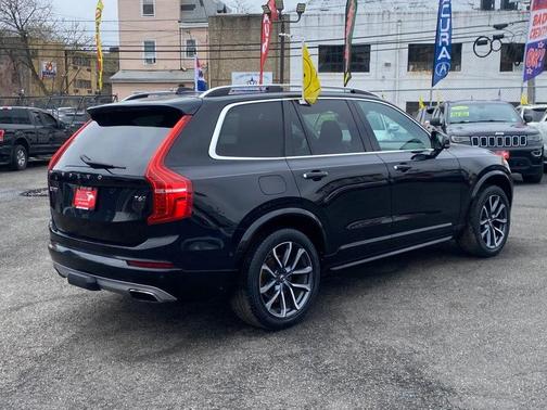 Ember Black Metallic 2016 Volvo XC90 T6 Momentum