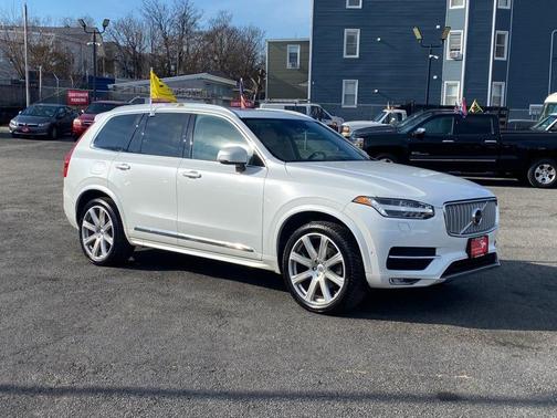 2019 Volvo XC90 T6 Inscription