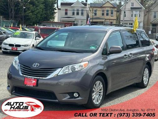 2014 Toyota Sienna XLE