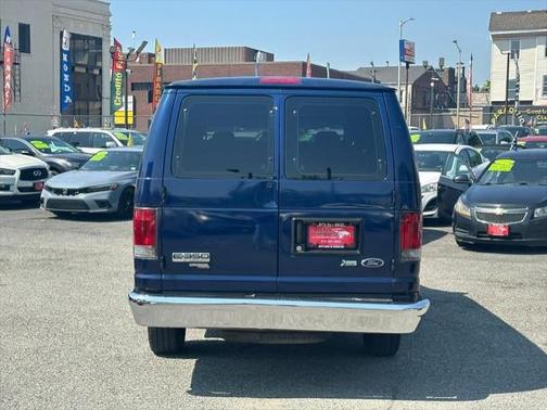 2012 Ford E350 Super Duty XL