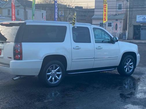 2013 GMC Yukon XL Denali