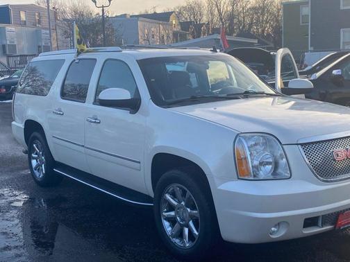 2013 GMC Yukon XL Denali