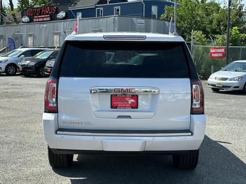 2017 GMC Yukon XL Denali