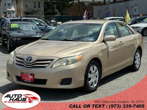 2011 Toyota Camry LE