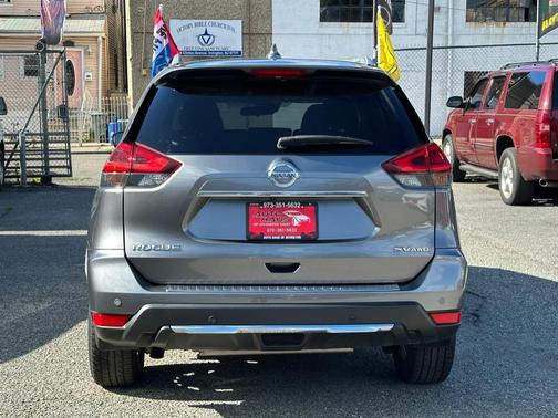 2020 Nissan Rogue SV