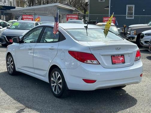 2017 Hyundai Accent Value Edition