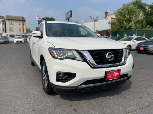 2020 Nissan Pathfinder SL 4WD