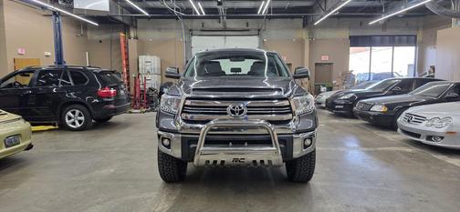 2016 Toyota Tundra SR5