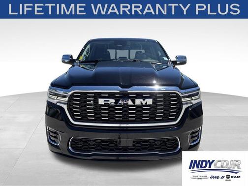 Diamond Black Crystal Pearlcoat 2026 RAM 1500 ST