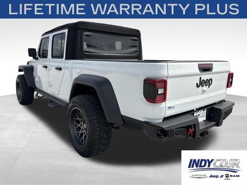 Bright White Clearcoat 2020 Jeep Gladiator Sport S