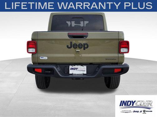 41 2026 Jeep Gladiator Sahara 4x4