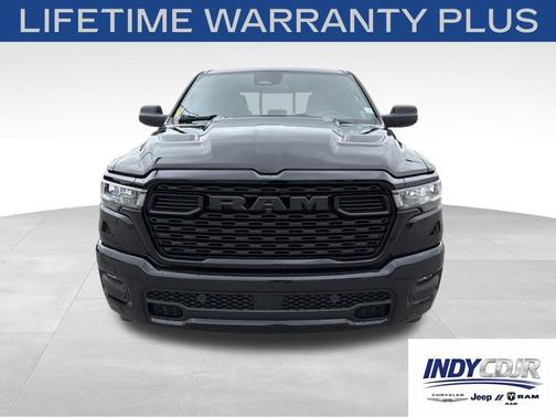 Diamond Black Crystal Pearlcoat 2026 RAM 1500 Express