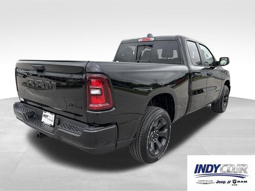 Diamond Black Crystal Pearlcoat 2026 RAM 1500 Express