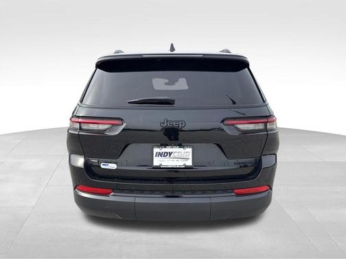 Diamond Black Crystal Pearlcoat 2023 Jeep Grand Cherokee L Limited