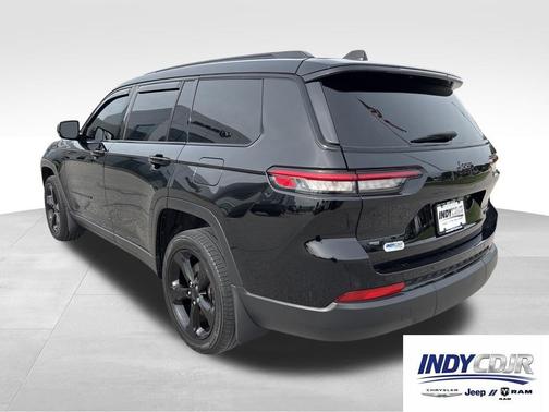 Diamond Black Crystal Pearlcoat 2023 Jeep Grand Cherokee L Limited
