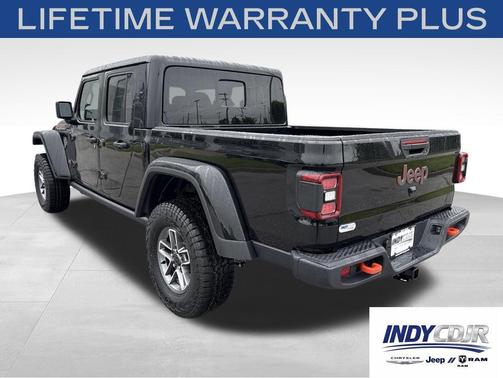 Black Clearcoat 2026 Jeep Gladiator Mojave 4x4