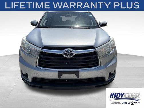 Silver Sky Metallic 2015 Toyota Highlander XLE