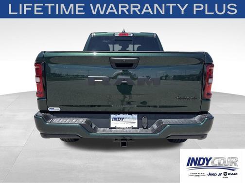 Serrano Green Metallic 2026 RAM 1500 Express