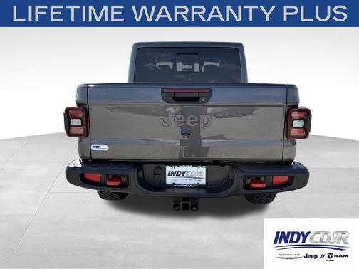 Granite Crystal Metallic Clearcoat 2026 Jeep Gladiator Rubicon