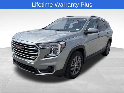 Sterling Metallic 2024 GMC Terrain SLT