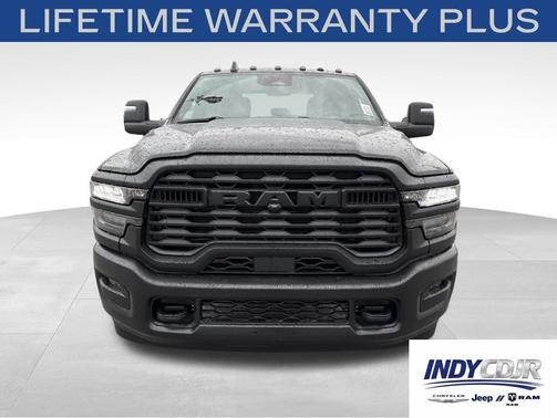 Diamond Black Crystal Pearlcoat 2026 RAM 3500 Tradesman Crew Cab 4x4 8' Box