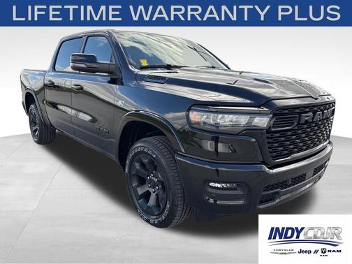 Diamond Black Crystal Pearlcoat 2026 RAM 1500 Big Horn/Lone Star