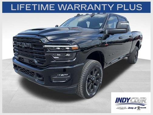 Diamond Black Crystal Pearlcoat 2026 RAM 2500 Laramie Crew Cab 4x4 6'4' Box