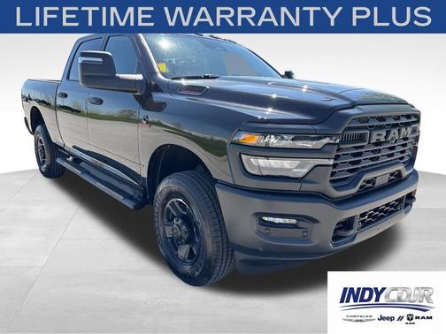 Diamond Black Crystal Pearlcoat 2026 RAM 2500 Tradesman Crew Cab 4x4 6'4' Box