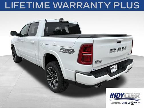 Ivory White Tri-Coat Pearlcoat 2026 RAM 1500 Longhorn