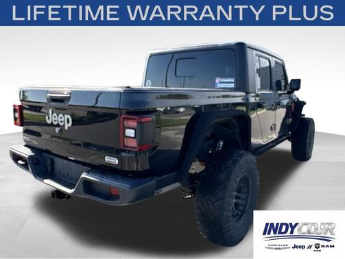 Black Clearcoat 2021 Jeep Gladiator Overland