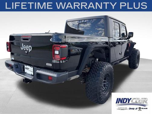 Black Clearcoat 2021 Jeep Gladiator Overland