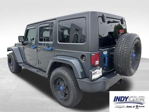 Rhino Clearcoat 2016 Jeep Wrangler Unlimited Sahara