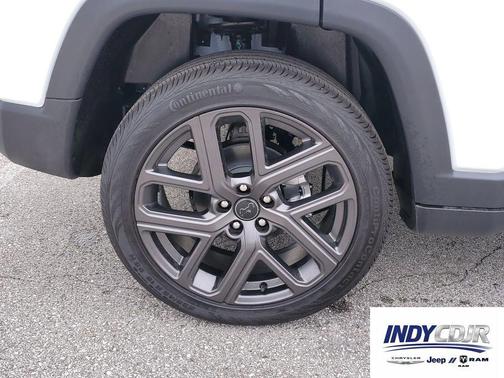 Bright White Clearcoat 2026 Jeep Compass Limited