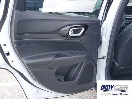 Bright White Clearcoat 2026 Jeep Compass Limited