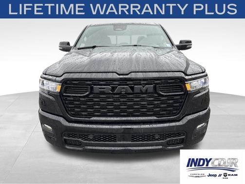 Diamond Black Crystal Pearlcoat 2026 RAM 1500 Big Horn/Lone Star