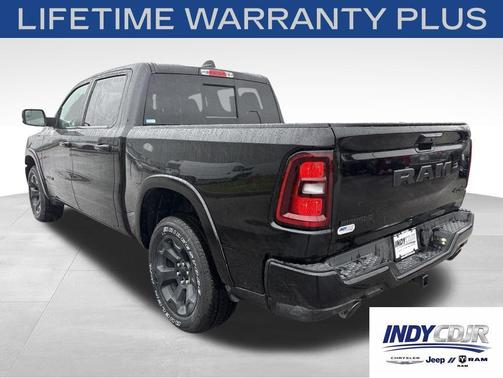 Diamond Black Crystal Pearlcoat 2026 RAM 1500 Big Horn/Lone Star